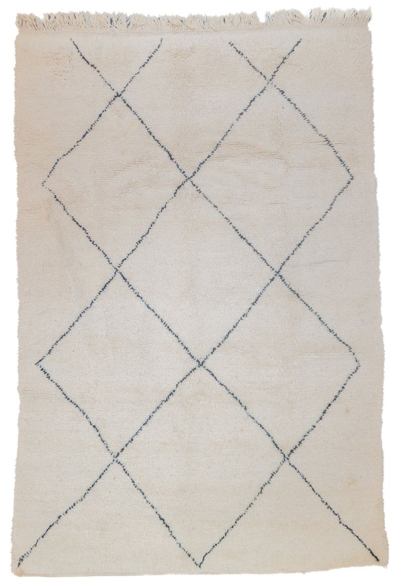Fine Vintage Moroccan Wool Rug 5'8'' x 8'6''