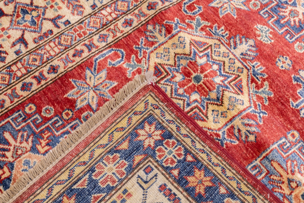 Fine PAK Kazak Wool Rug 5'6" x 7' 10"