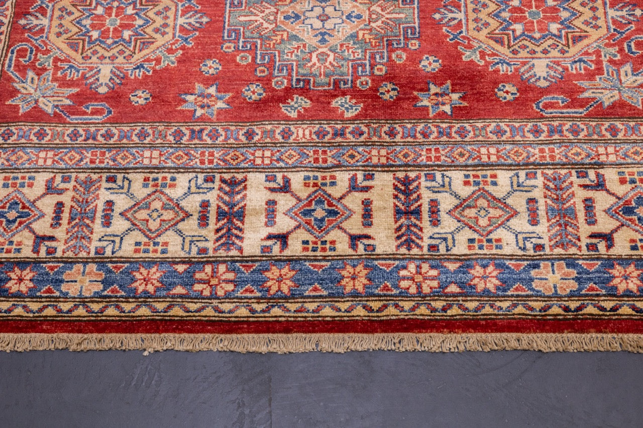 Fine PAK Kazak Wool Rug 5'6" x 7' 10"