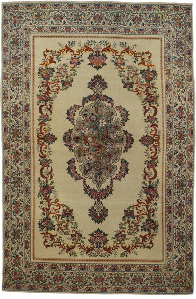 Extremely Fine Antique  Tehran Rug Wool with all design in Silk 4'5'' x 6'8''