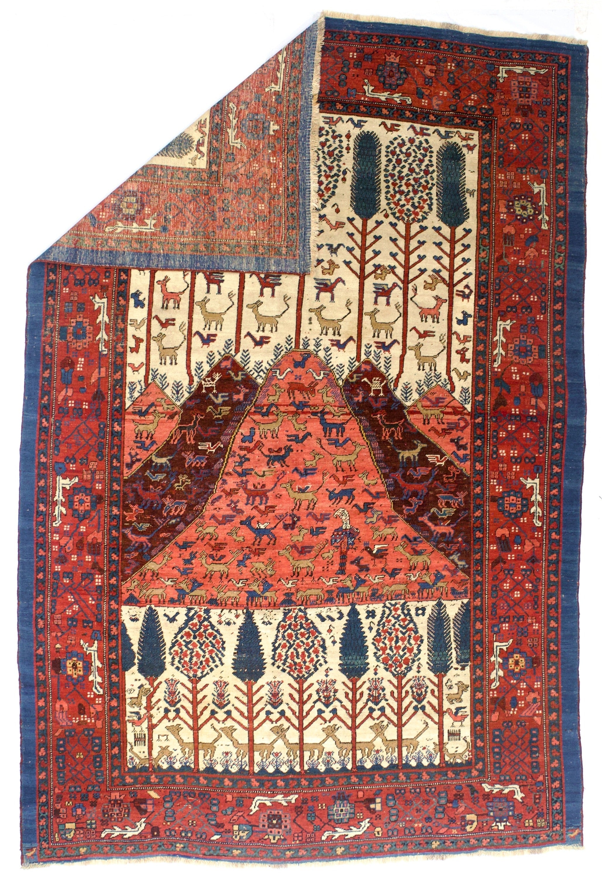 Fine Antique Persian Bakhshayesh Rug 5' 9" x 8' 7"