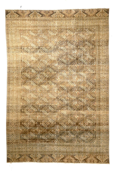 Antique  Yamoud Rug 7'1