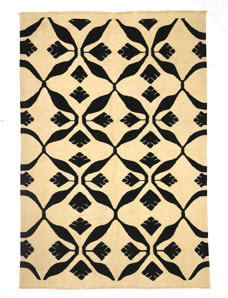 Fine Vintage European Kilim Rug 4'1