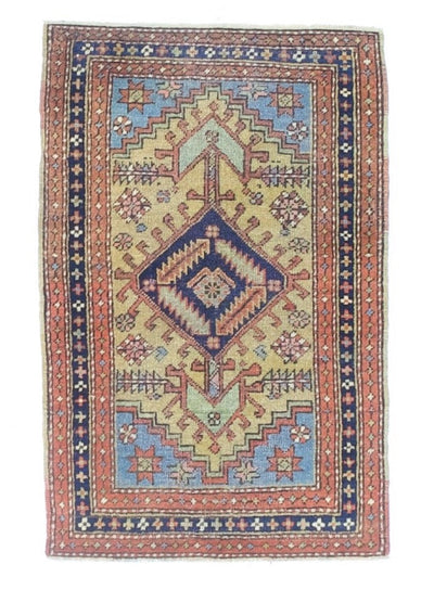 Antique  Heriz Rug 2'6