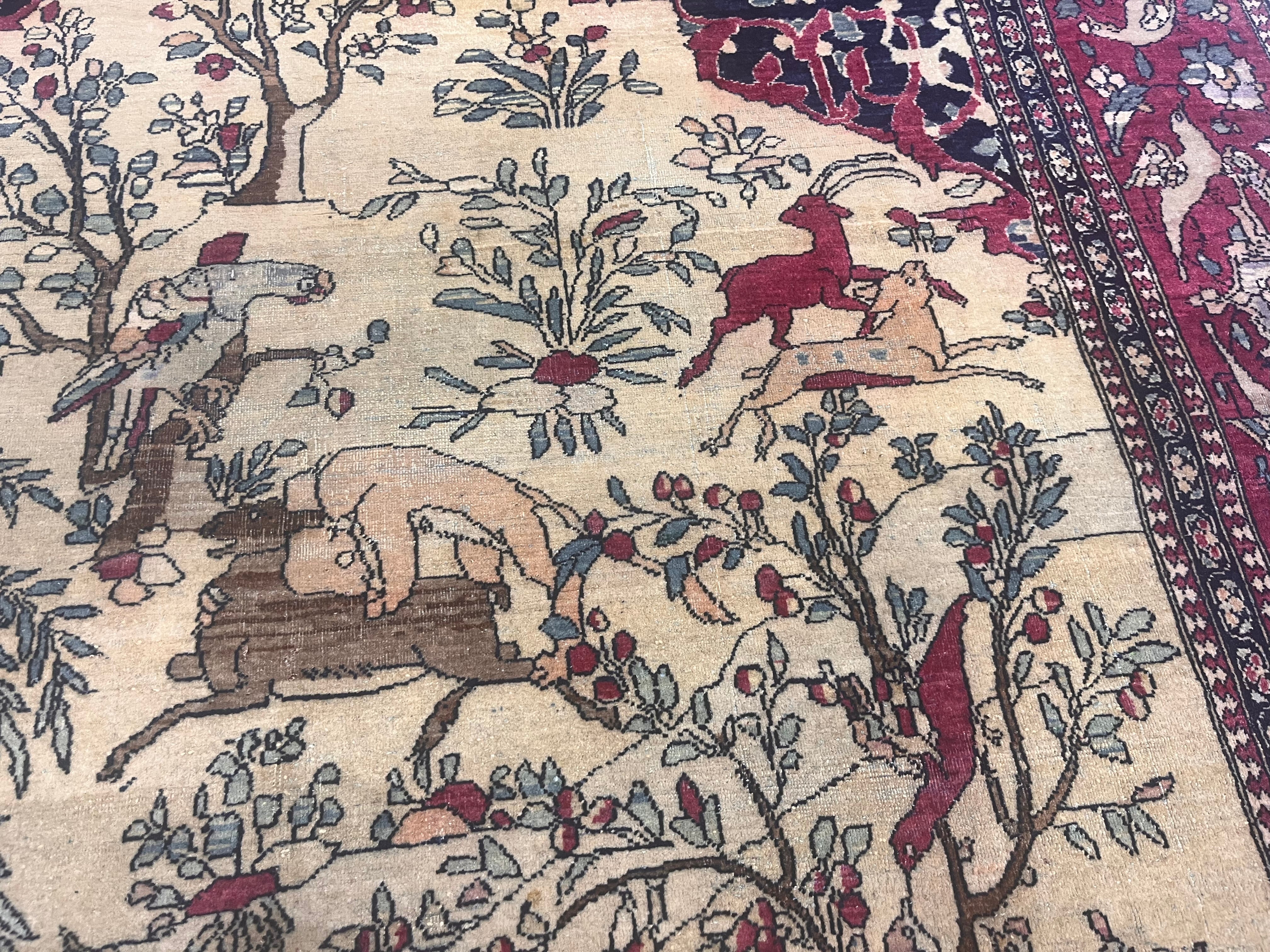 Fine Antique  Tehran Rug 4' 8" x 7' 1"