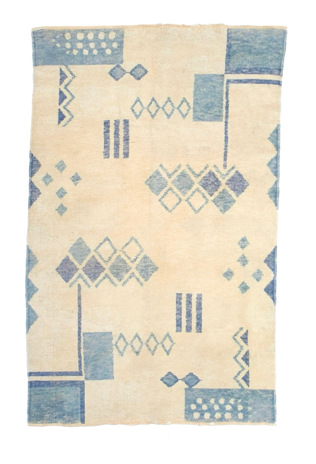 Fine Mid Century Scandinavian Rug 4'0" x 6' 4"