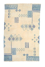 Fine Mid Century Scandinavian Rug 4'0" x 6' 4"