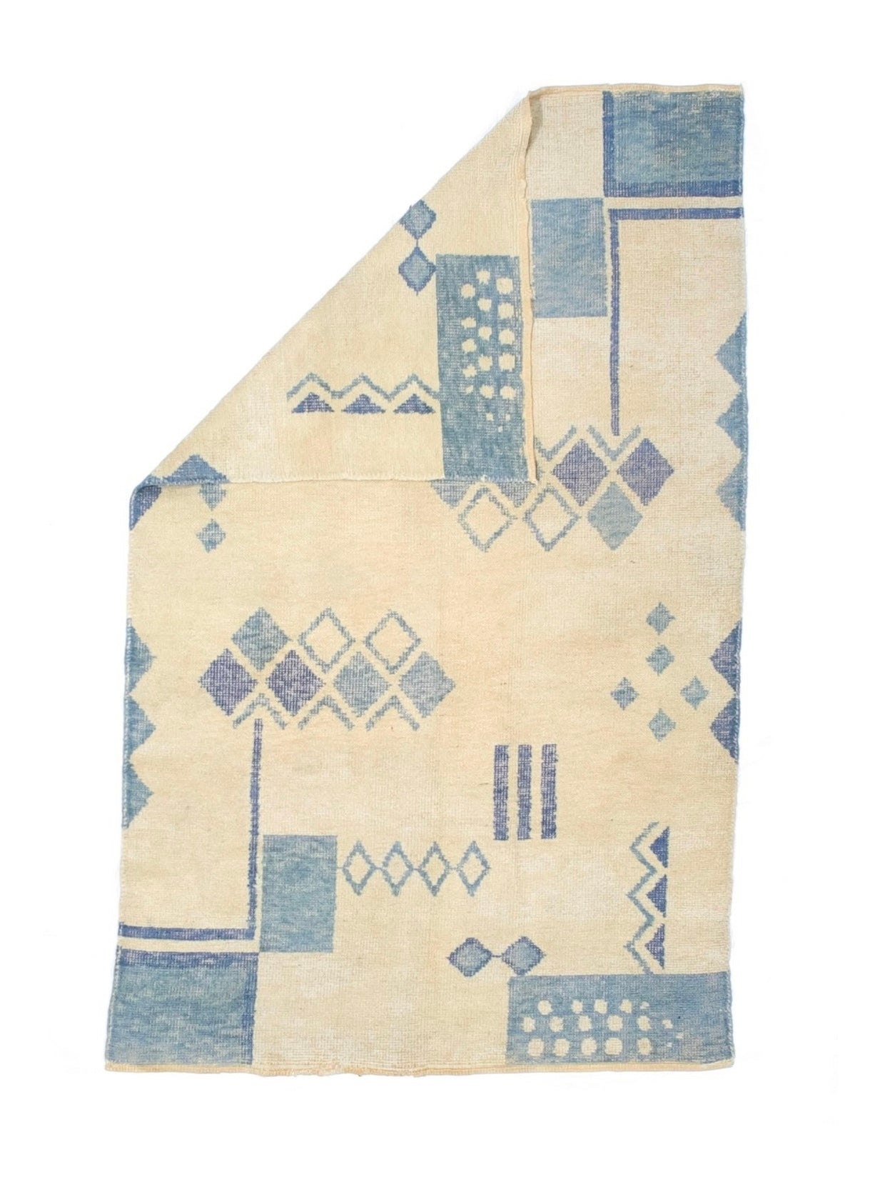 Fine Mid Century Scandinavian Rug 4'0" x 6' 4"