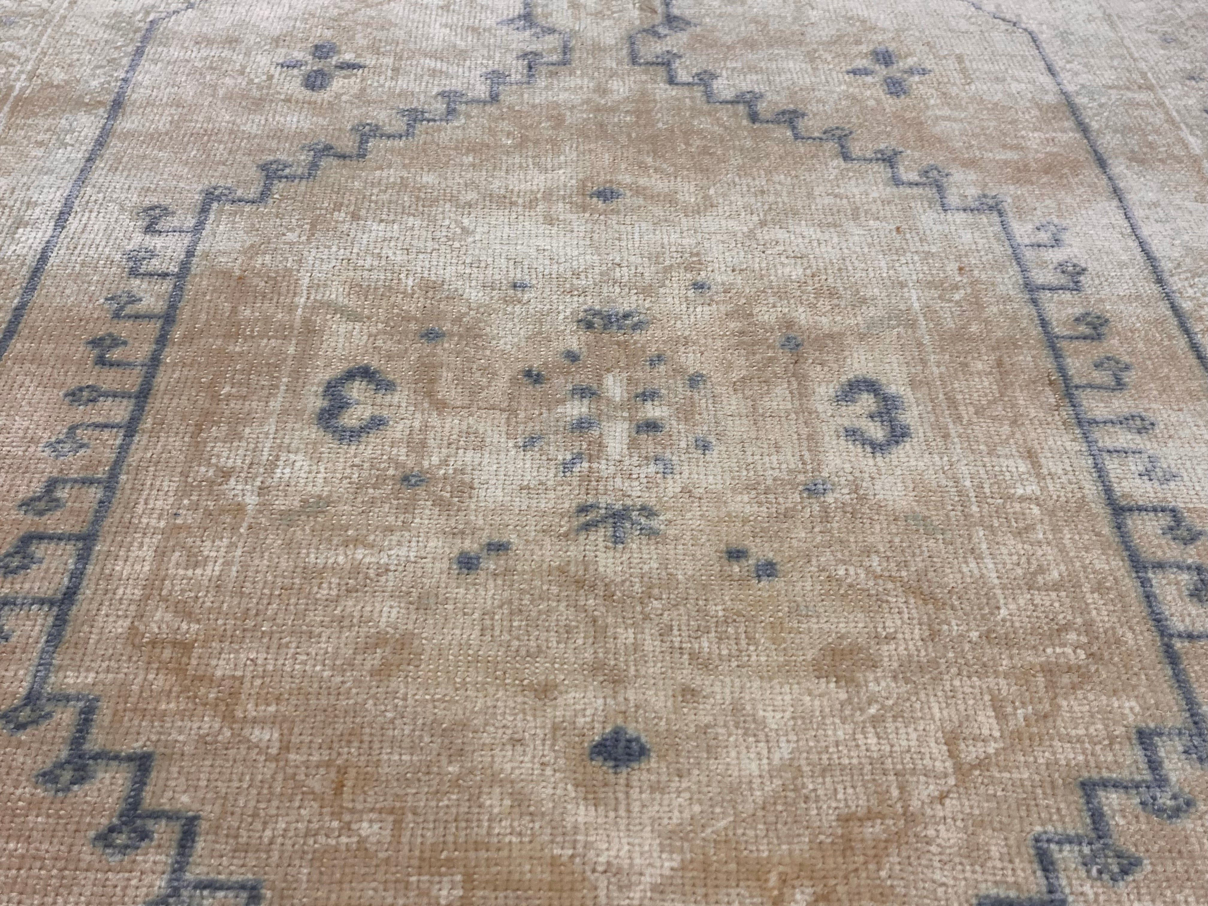 Vintage Oushak Rug 3'7" x 7' 6''