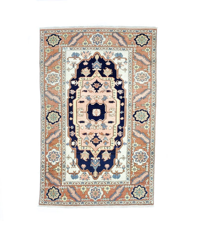 Fine Vintage Persian Heriz Serapi Rug 4'10