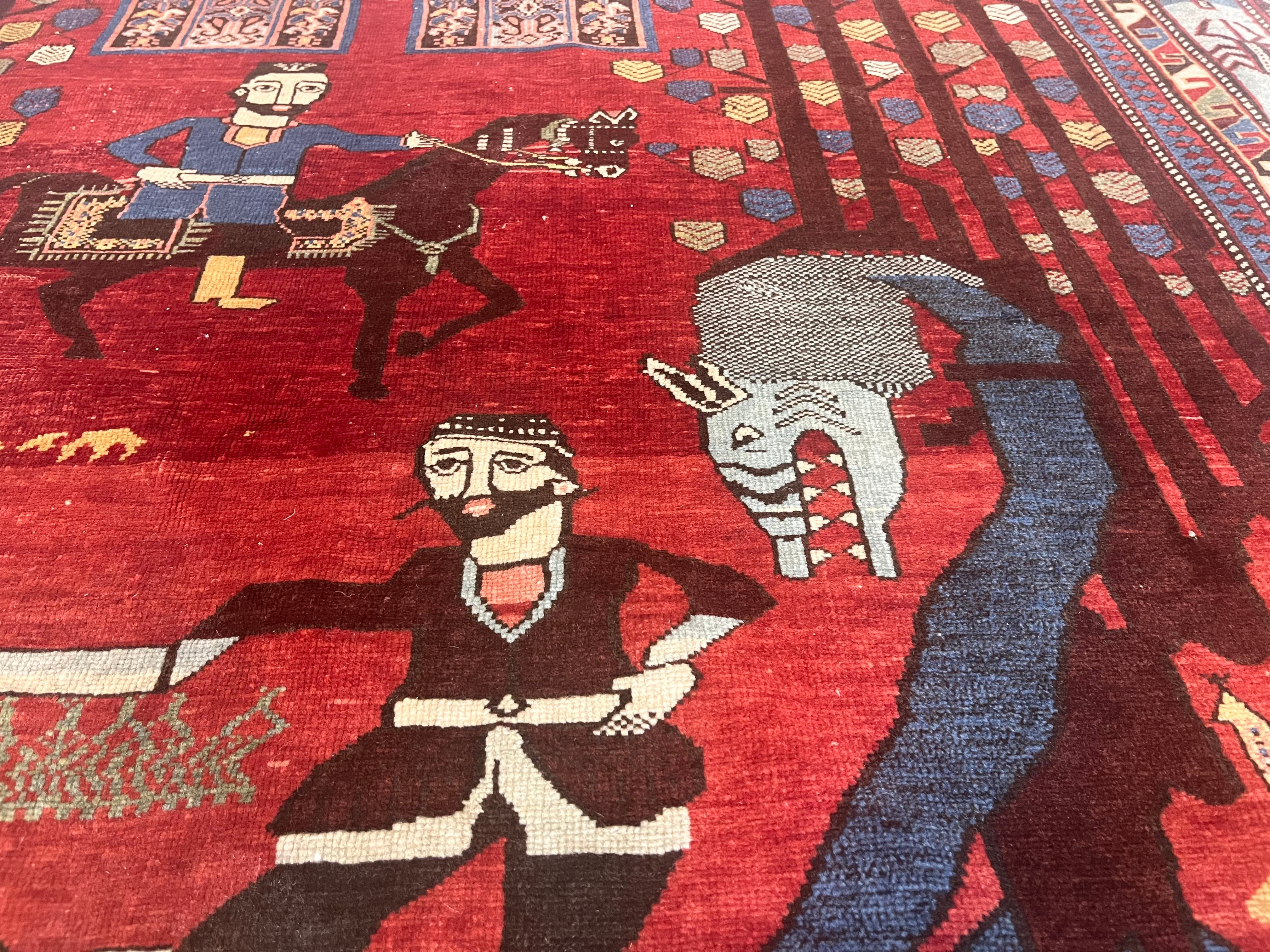 Fine Antique Caucasian Shirvan unusual pictorial design Rug 4'11" x 5' 7"