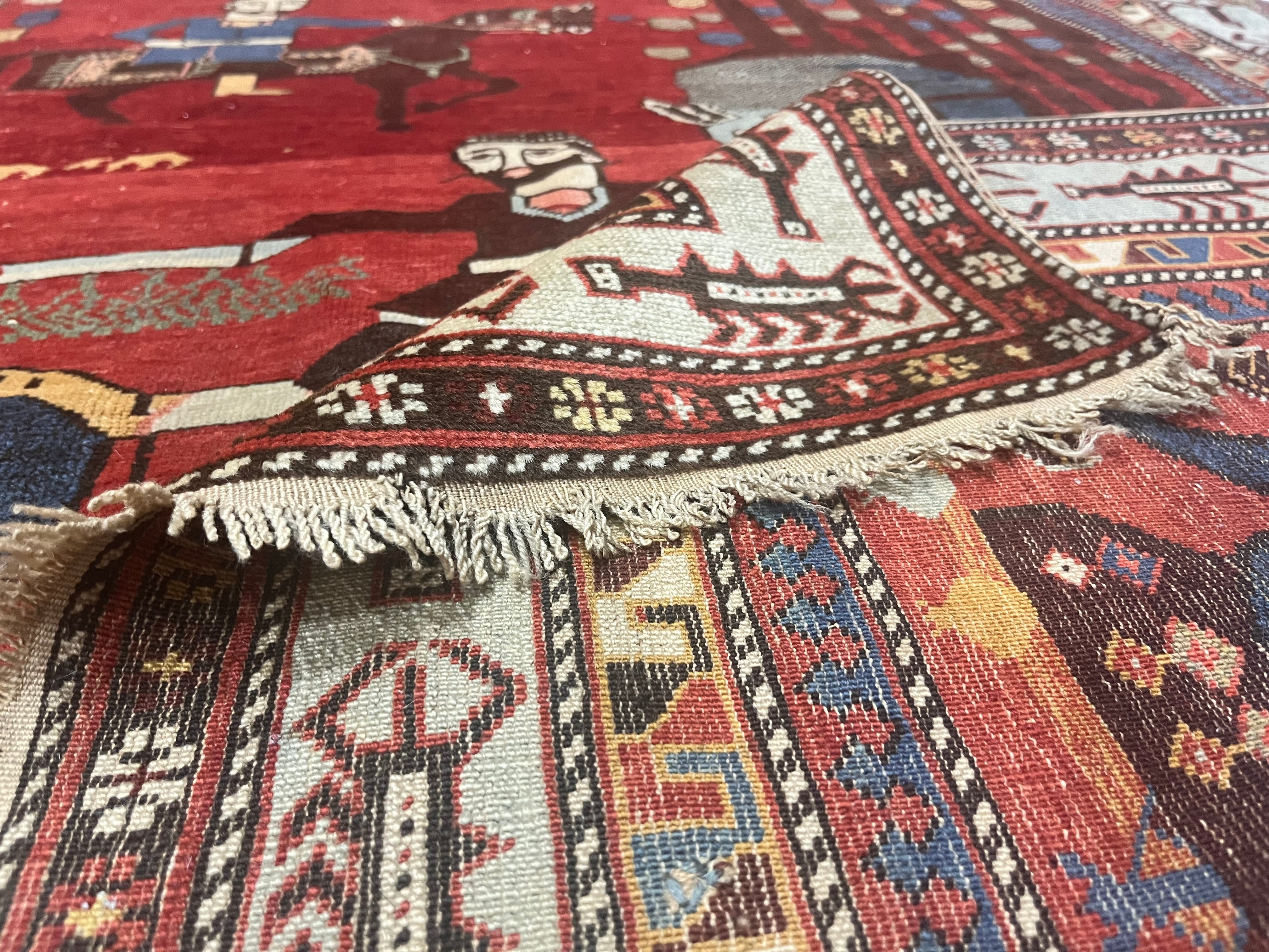 Fine Antique Caucasian Shirvan unusual pictorial design Rug 4'11" x 5' 7"