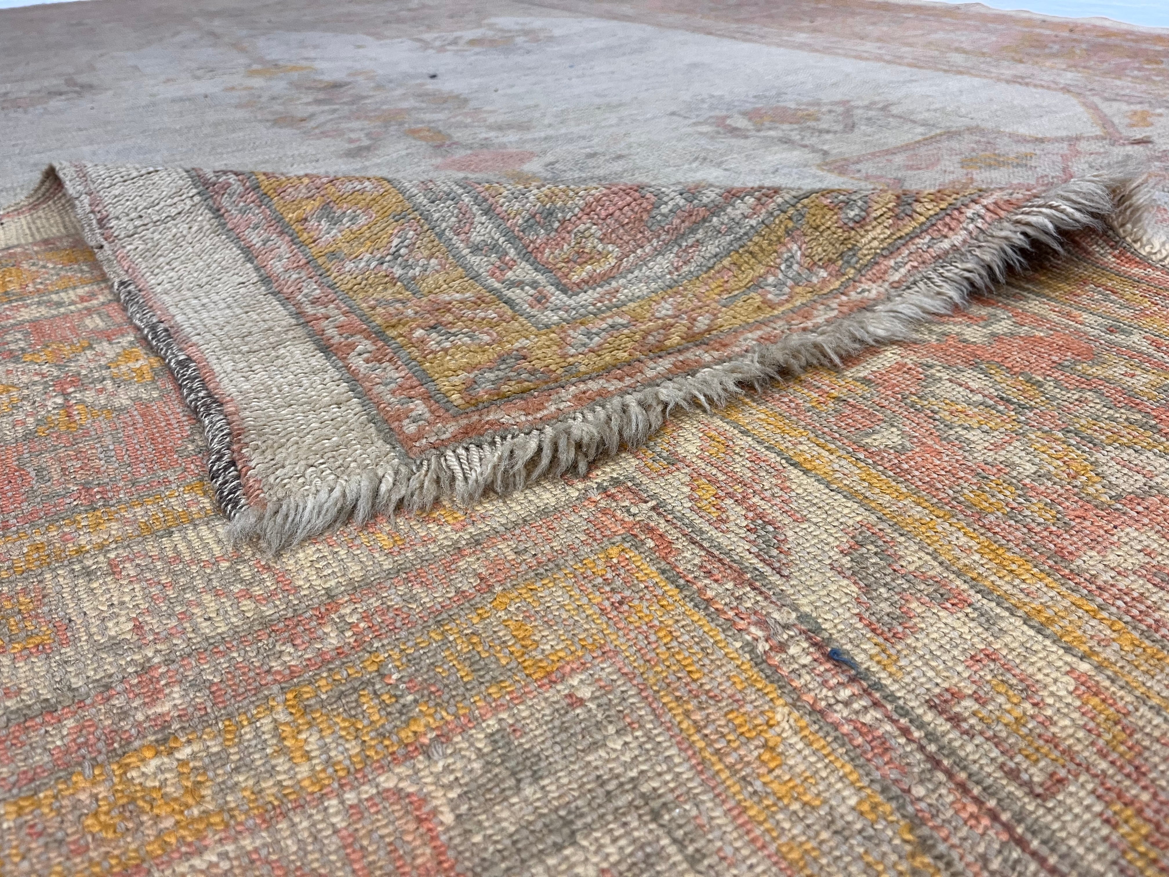 Fine Antique Oushak Rug 8' 8'' x 12' 0"