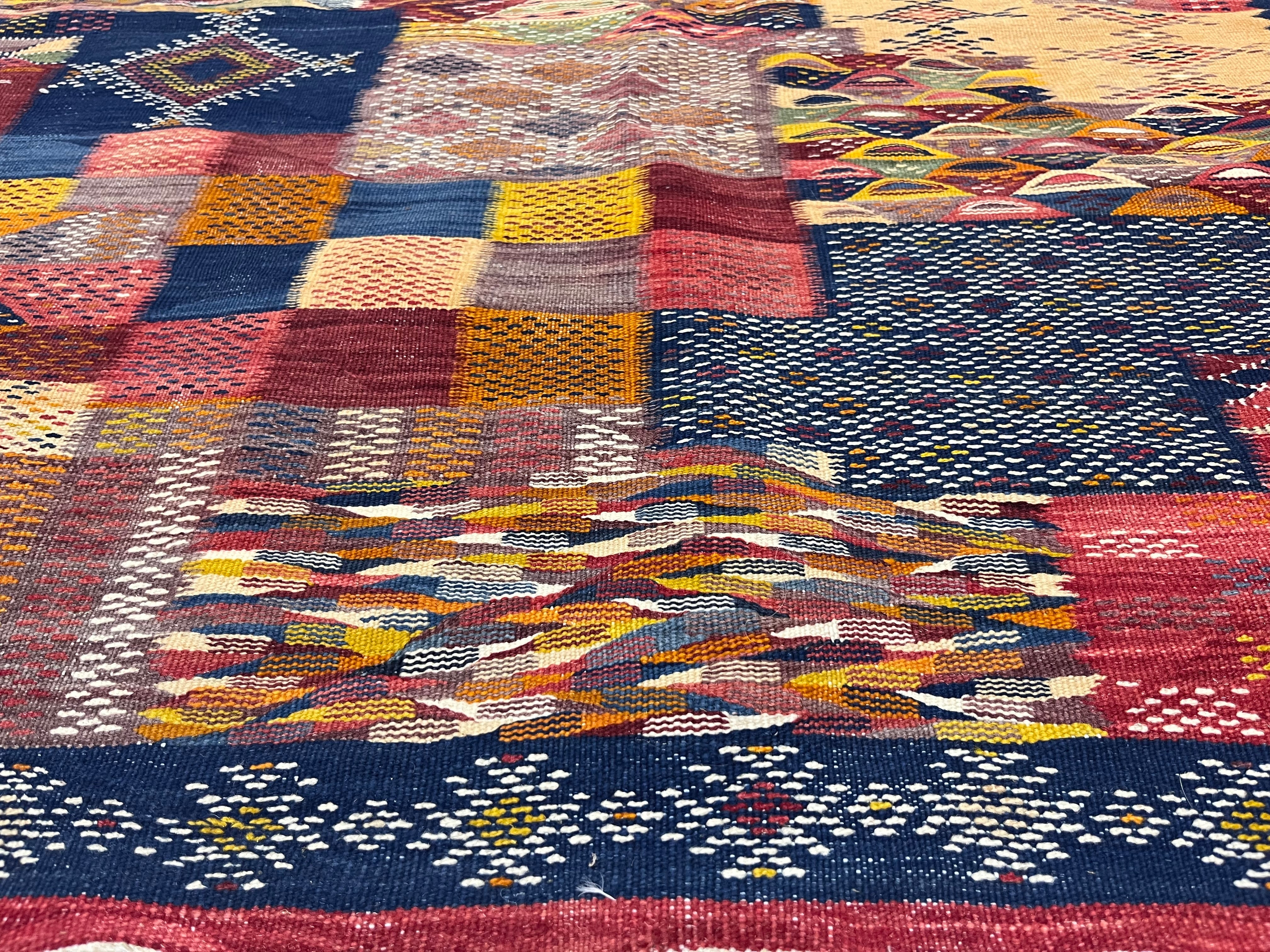Fine Vintage Moroccan Wool Rug 6' 6'' x 10' 0"