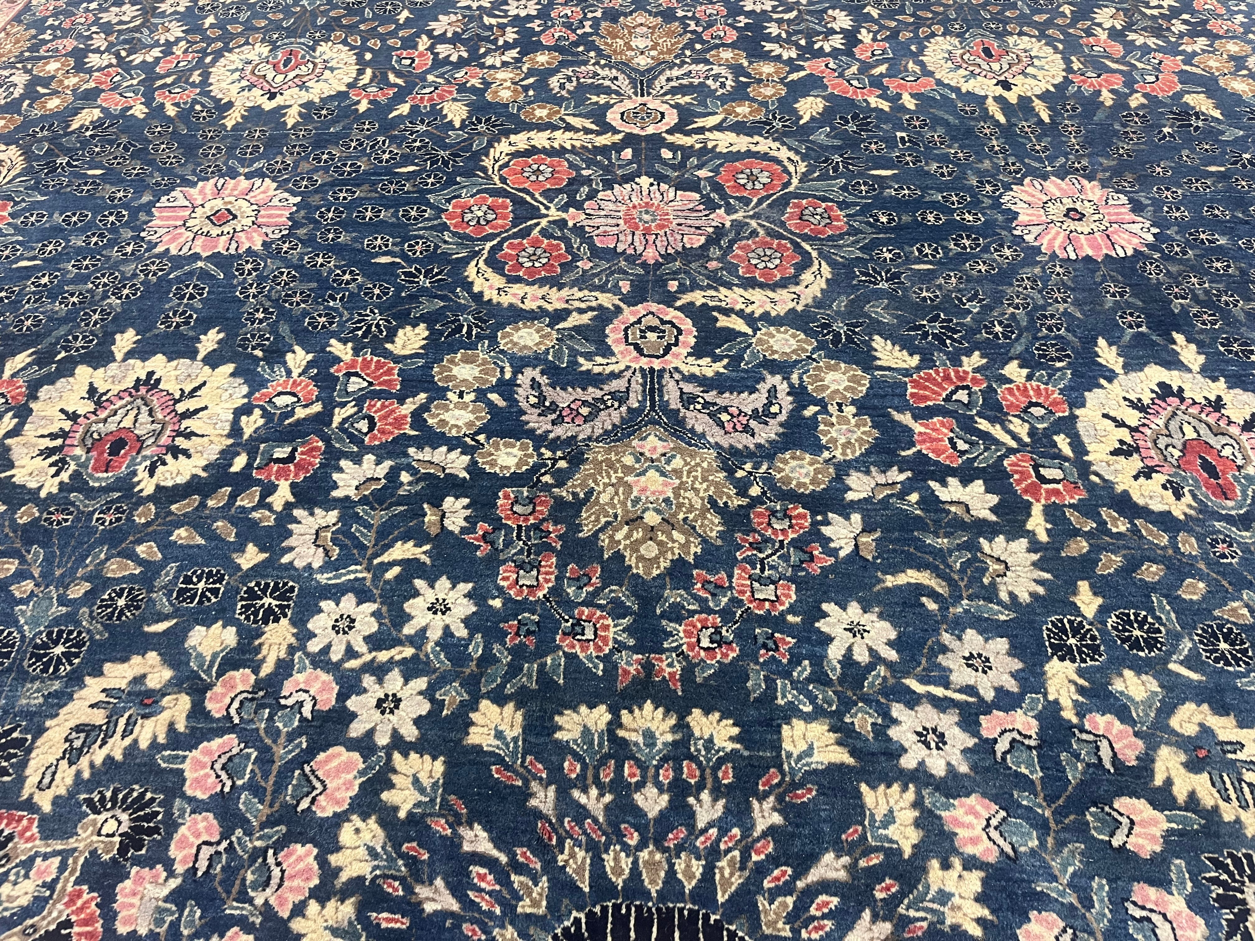 Fine Antique Farahan Sarouk Rug 11' 0" x 16' 5''