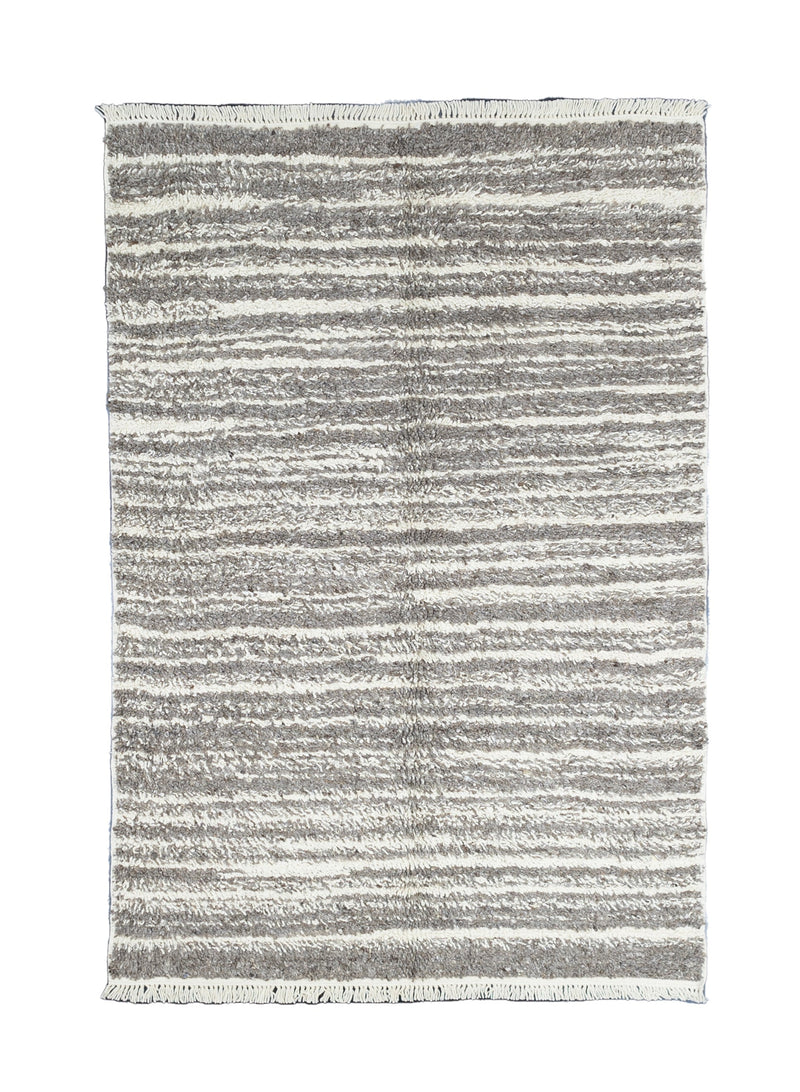 Fine Vintage Moroccan Wool Rug 5' 5'' x 8' 2''