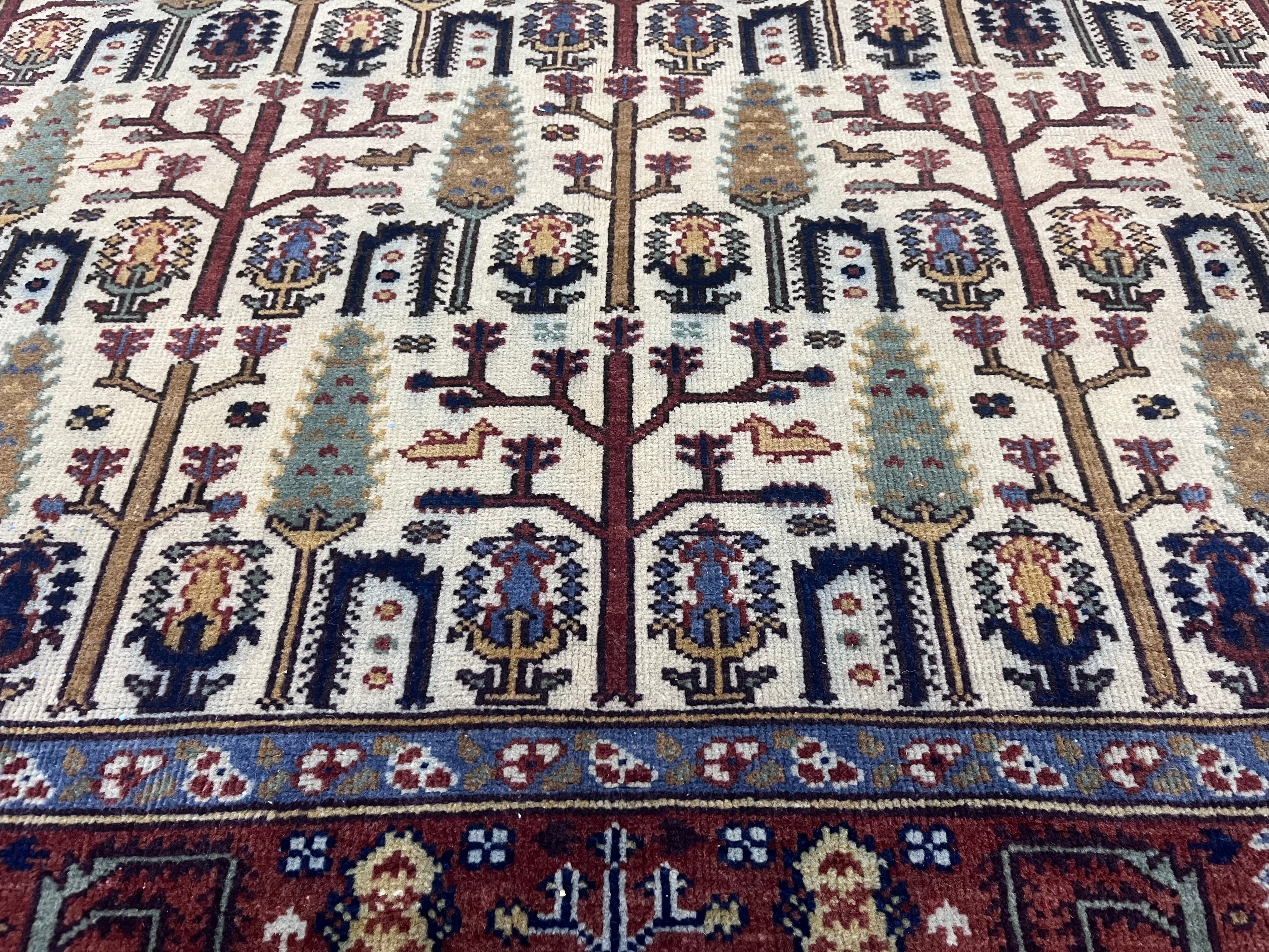 Vintage Turkish Sivas Rug 5'2" x 7'1"
