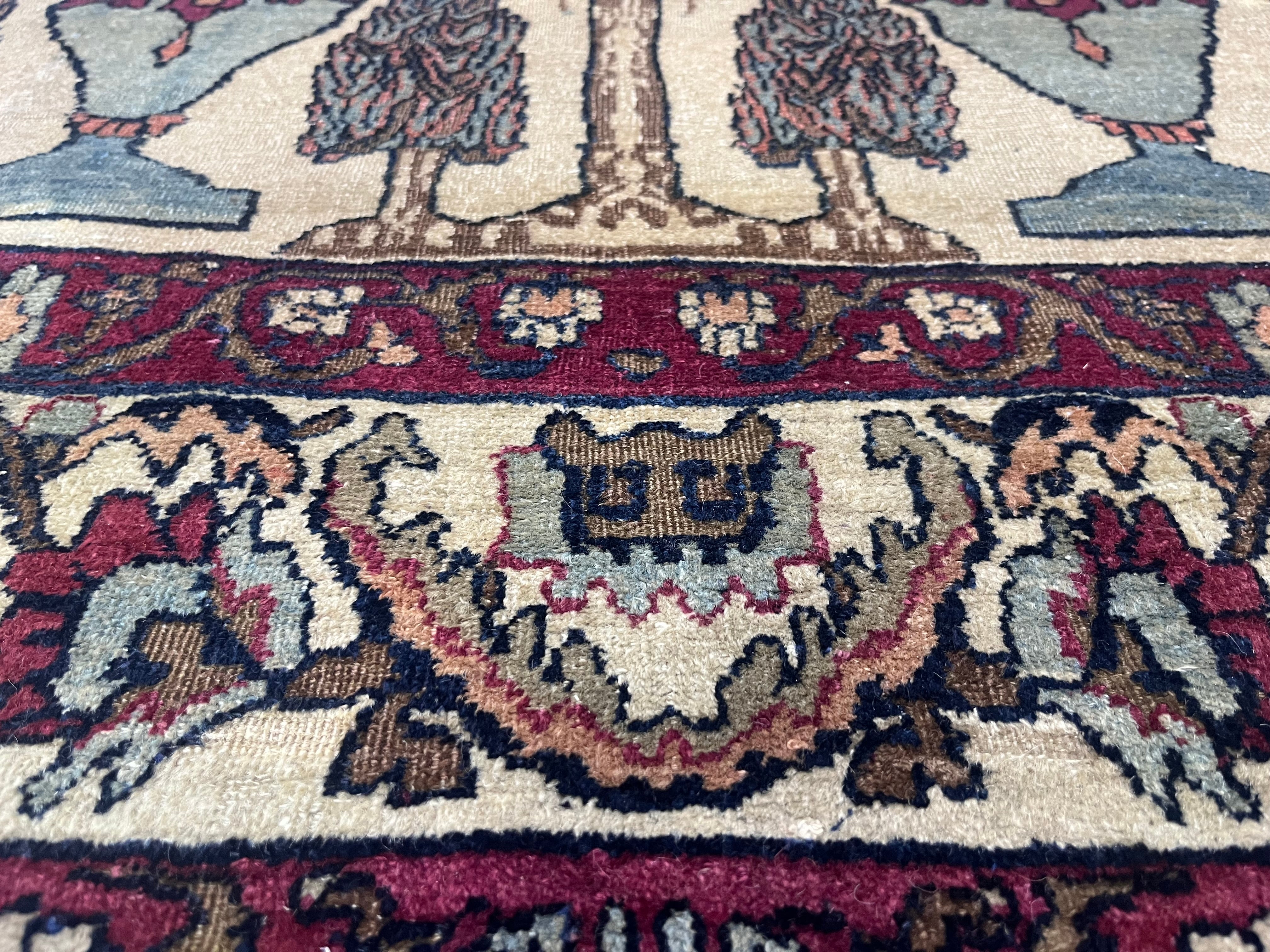 Fine Antique Persian Lavar Kerman Rug 4'1" x 6' 8"