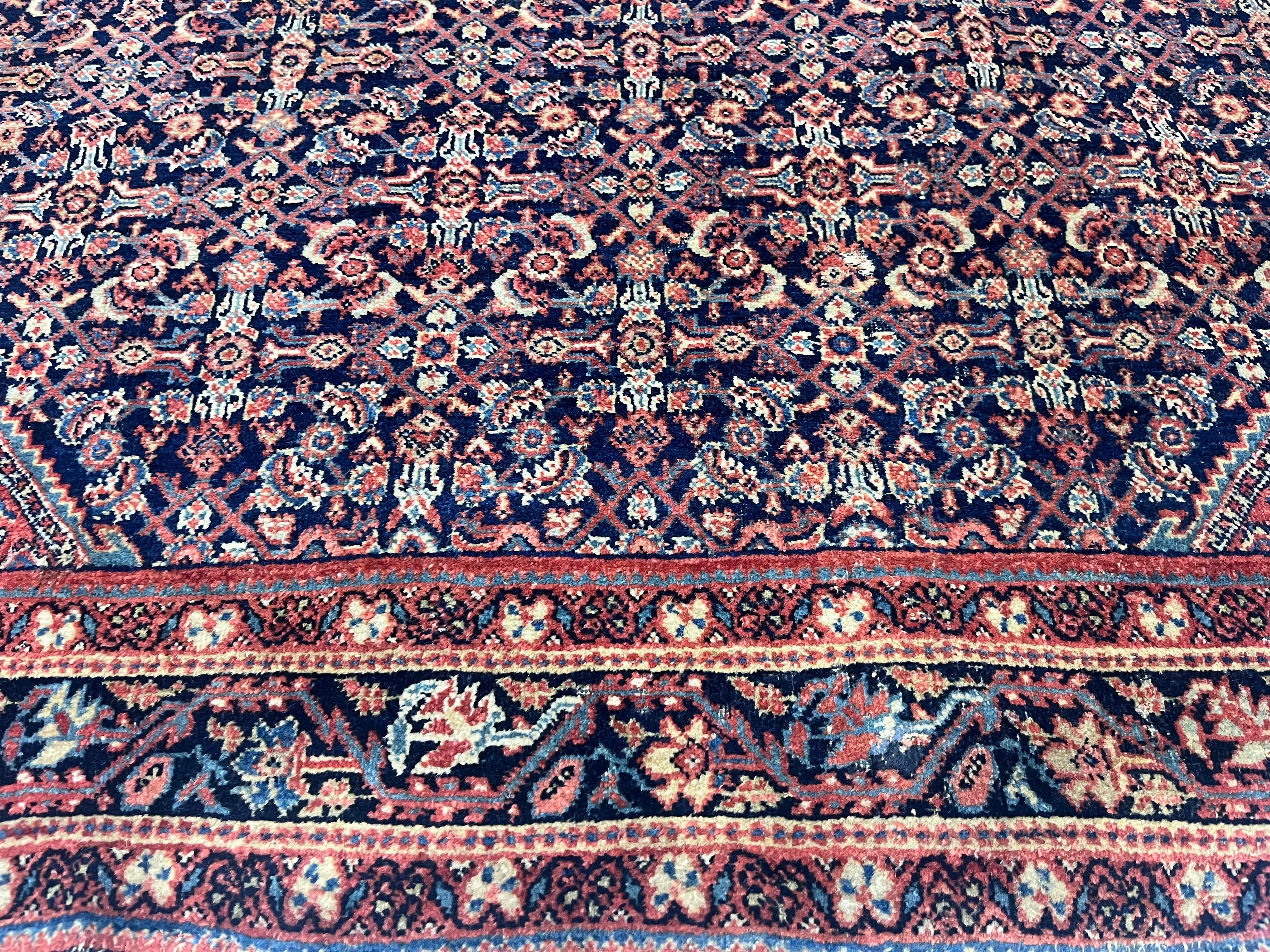 Fine Antique Farahan Rug 4'3" x 6' 2"
