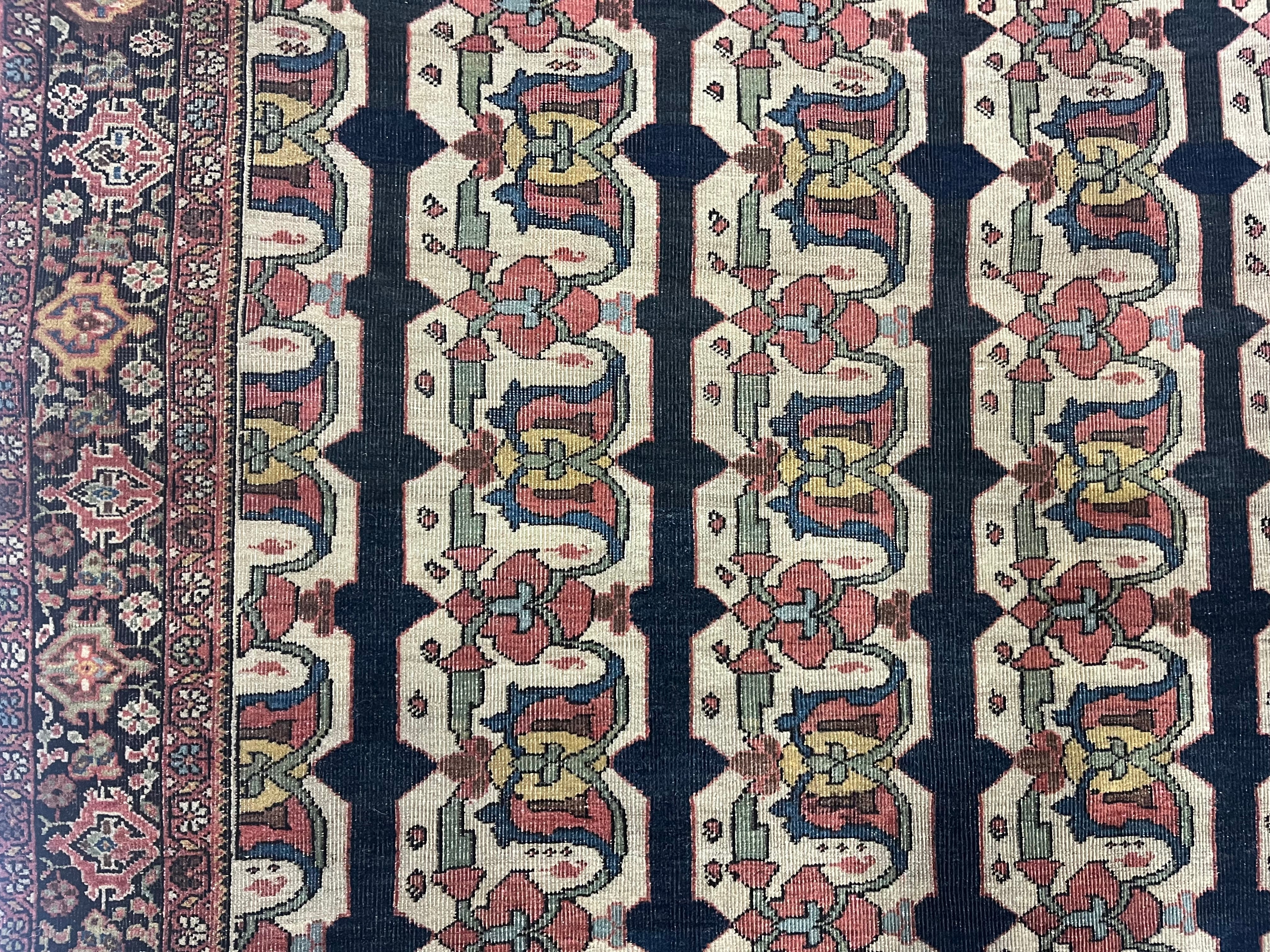 Fine Antique Farahan Sarouk Rug 4'0" x 6' 5"