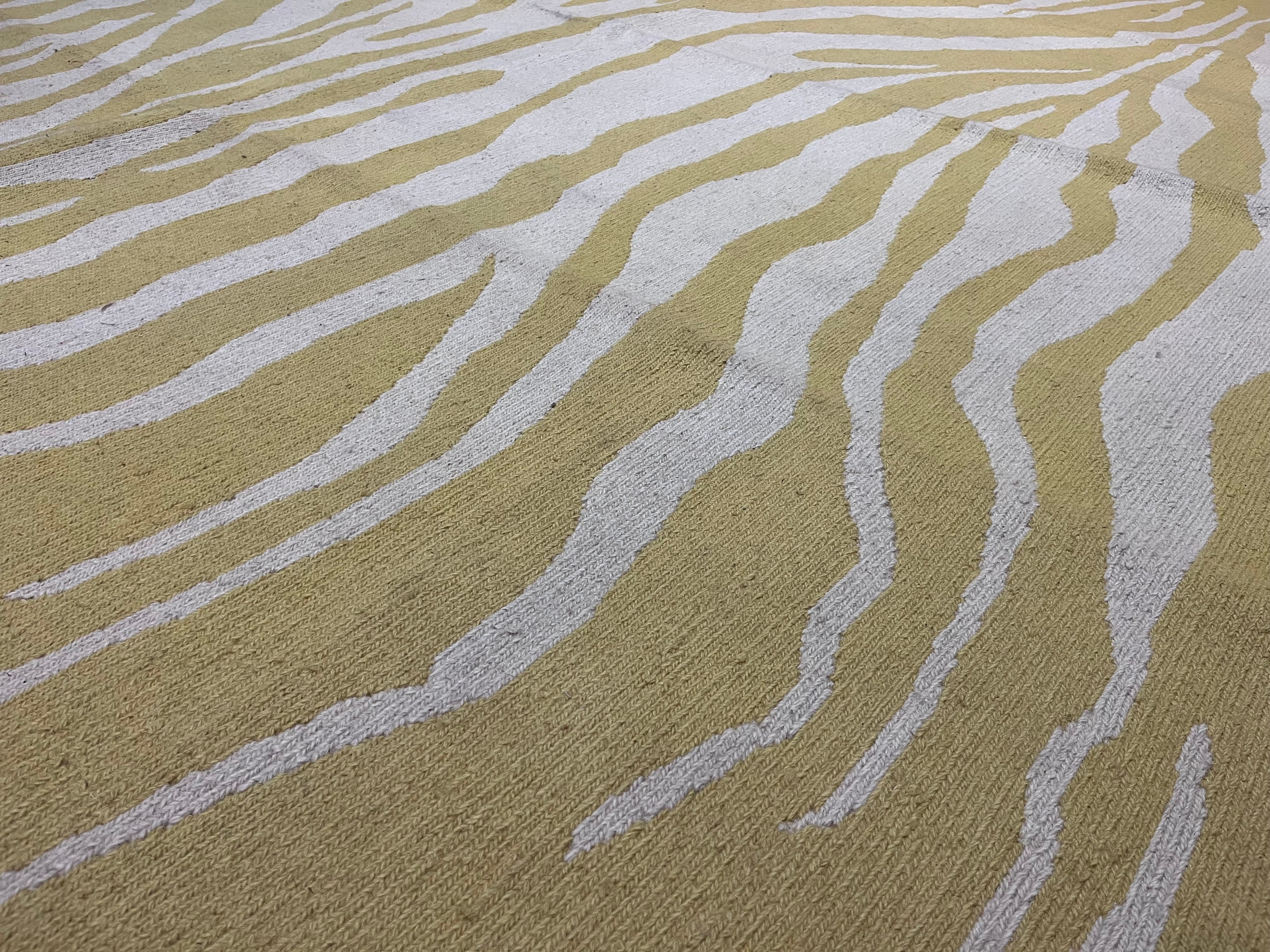 Sumak Rug 10'0" x 14'0"
