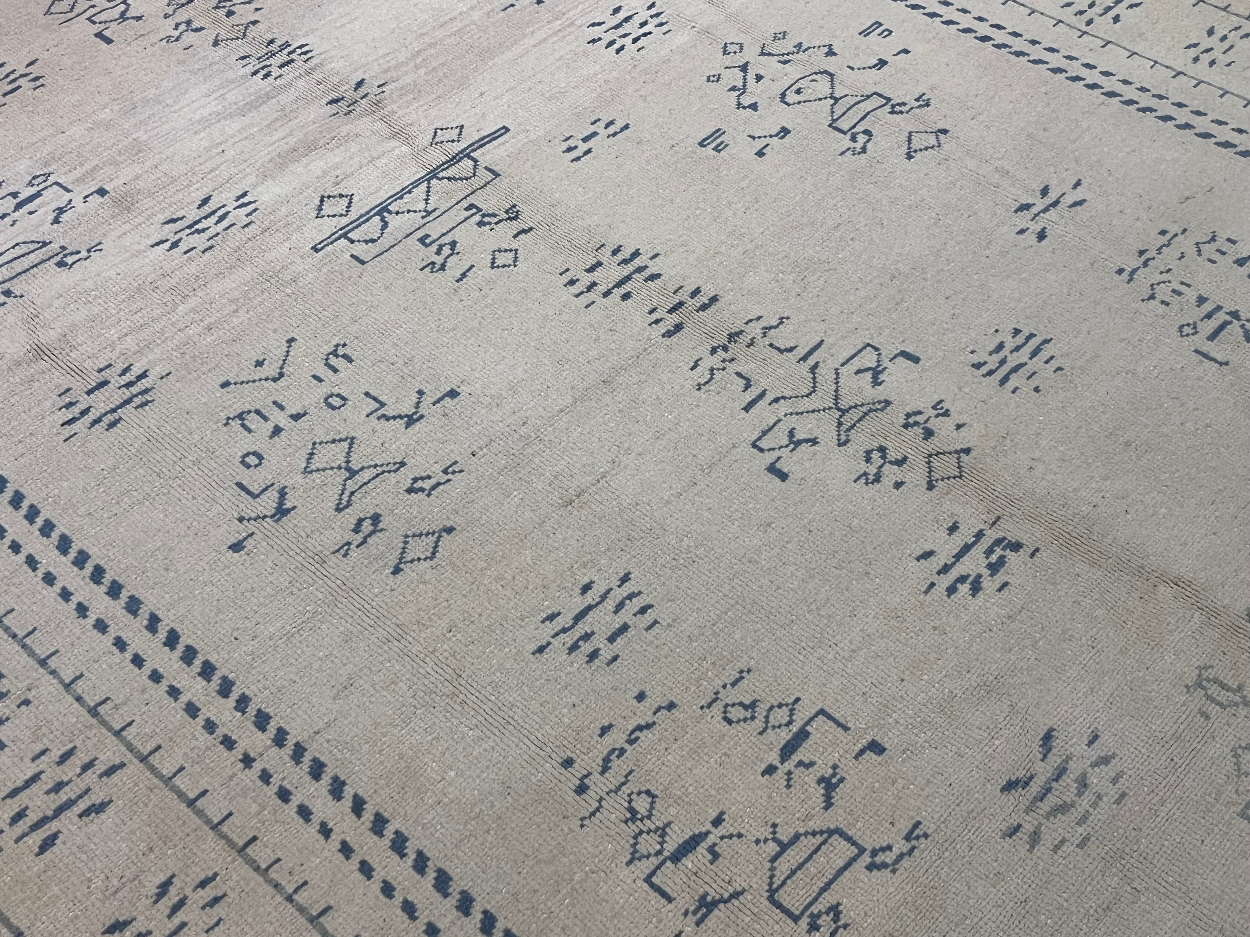 Fine Vintage Moroccan Wool Rug 6' 11'' x 10' 0"