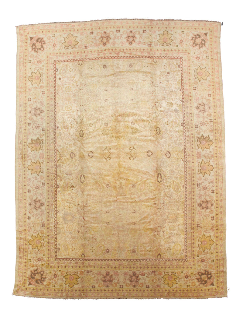 Fine Antique Oushak Rug 9' 6'' x 12' 9''