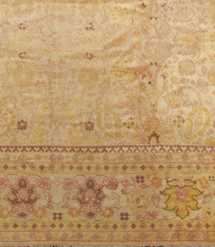Fine Antique Oushak Rug 9' 6'' x 12' 9''