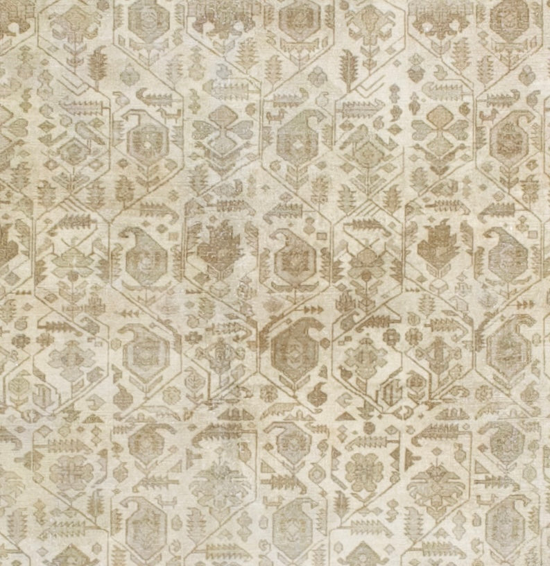 Fine Vintage Tabriz Rug 7'0" x 10' 1''