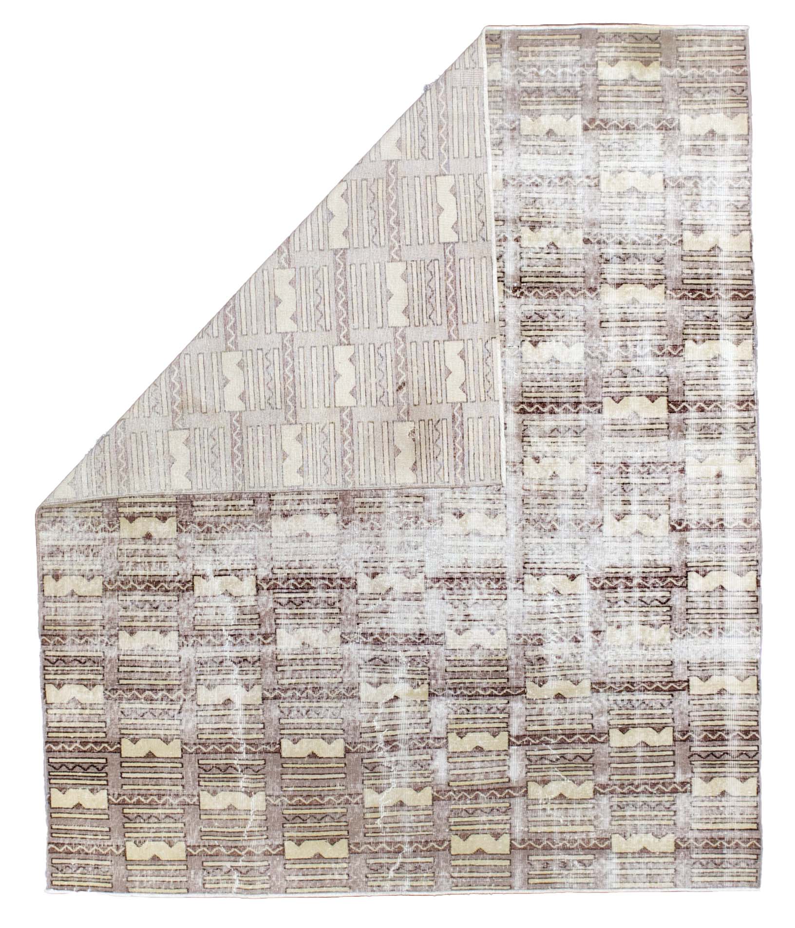 Fine Vintage Art Deco Rug 6'7" x 7' 11''