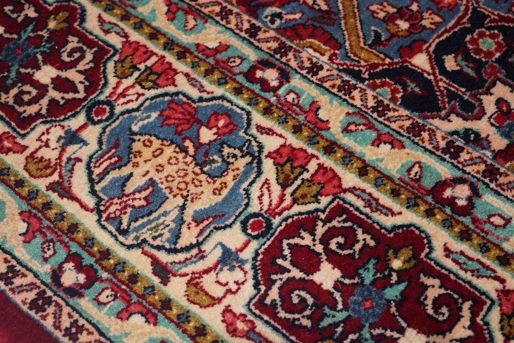 Fine Antique  Sarouk Rug 7' x 10'9''
