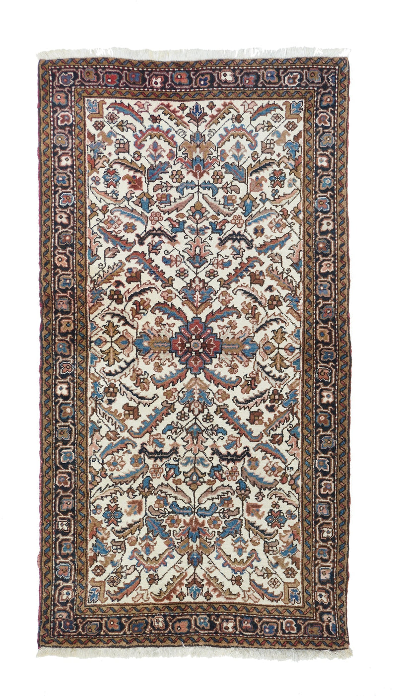 Vintage Heriz Rug 3'5'' x 6'6''