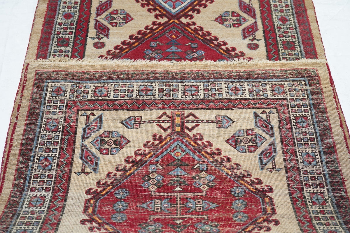 Vintage Sarab Runner 3'0" x 11'2''
