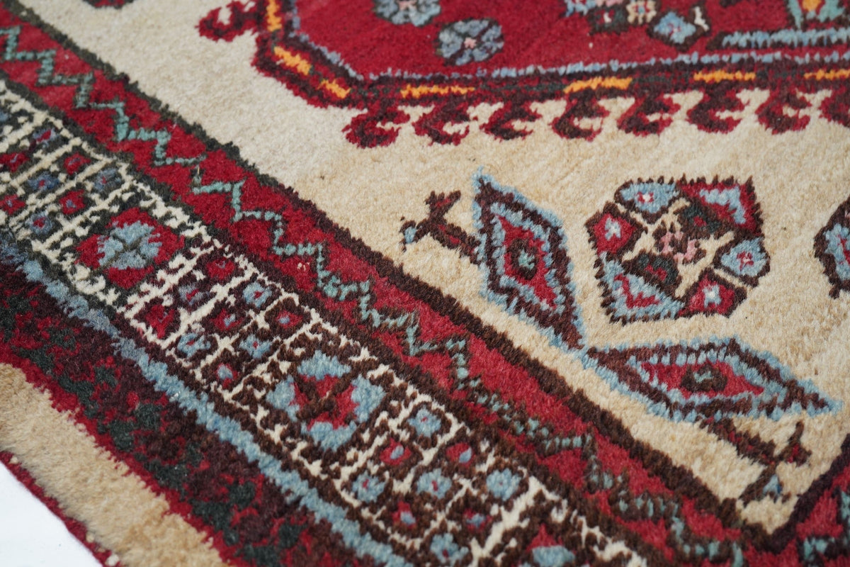 Vintage Sarab Runner 3'0" x 11'2''
