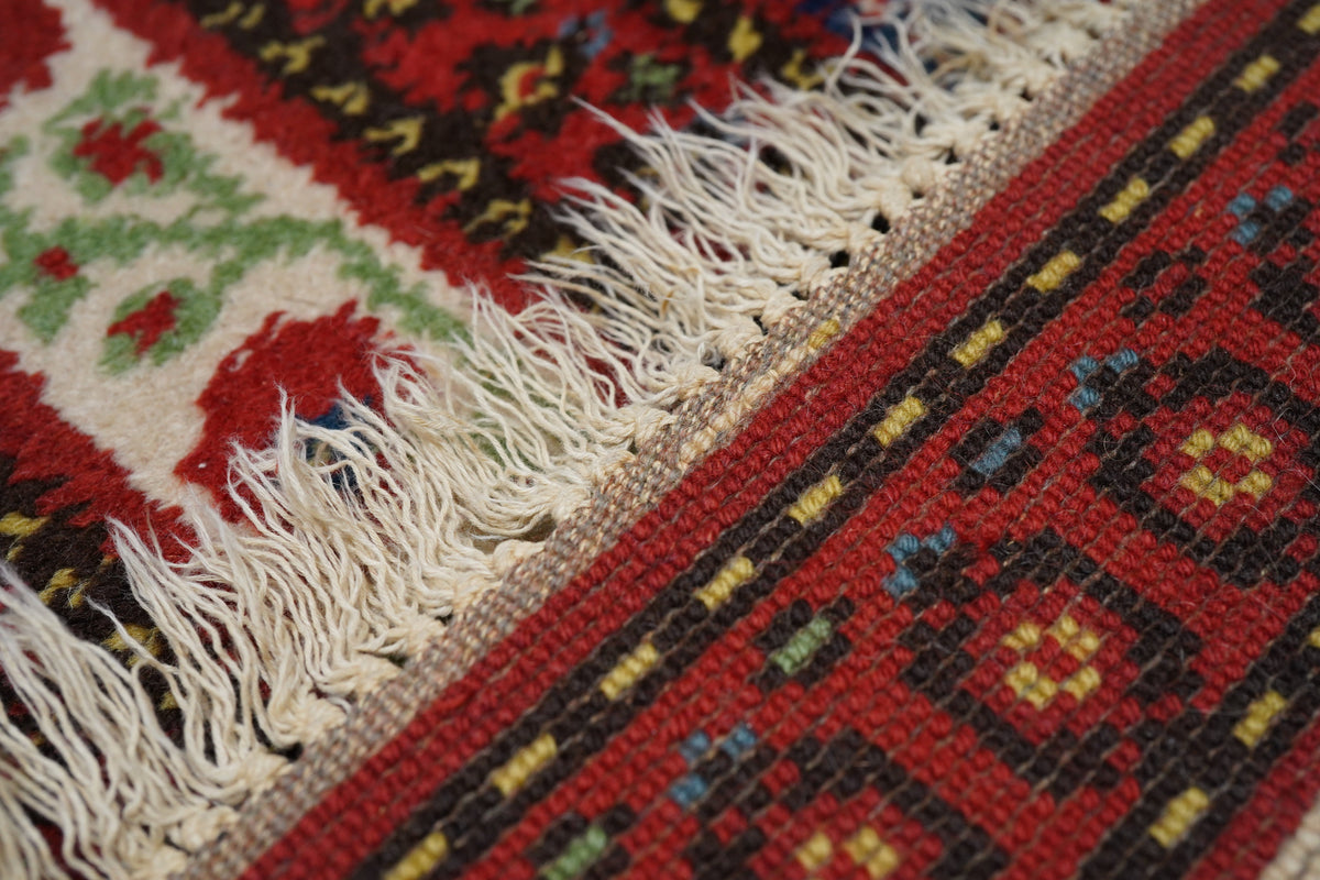 Antique NW  Runner 3'0'' x 11'3''