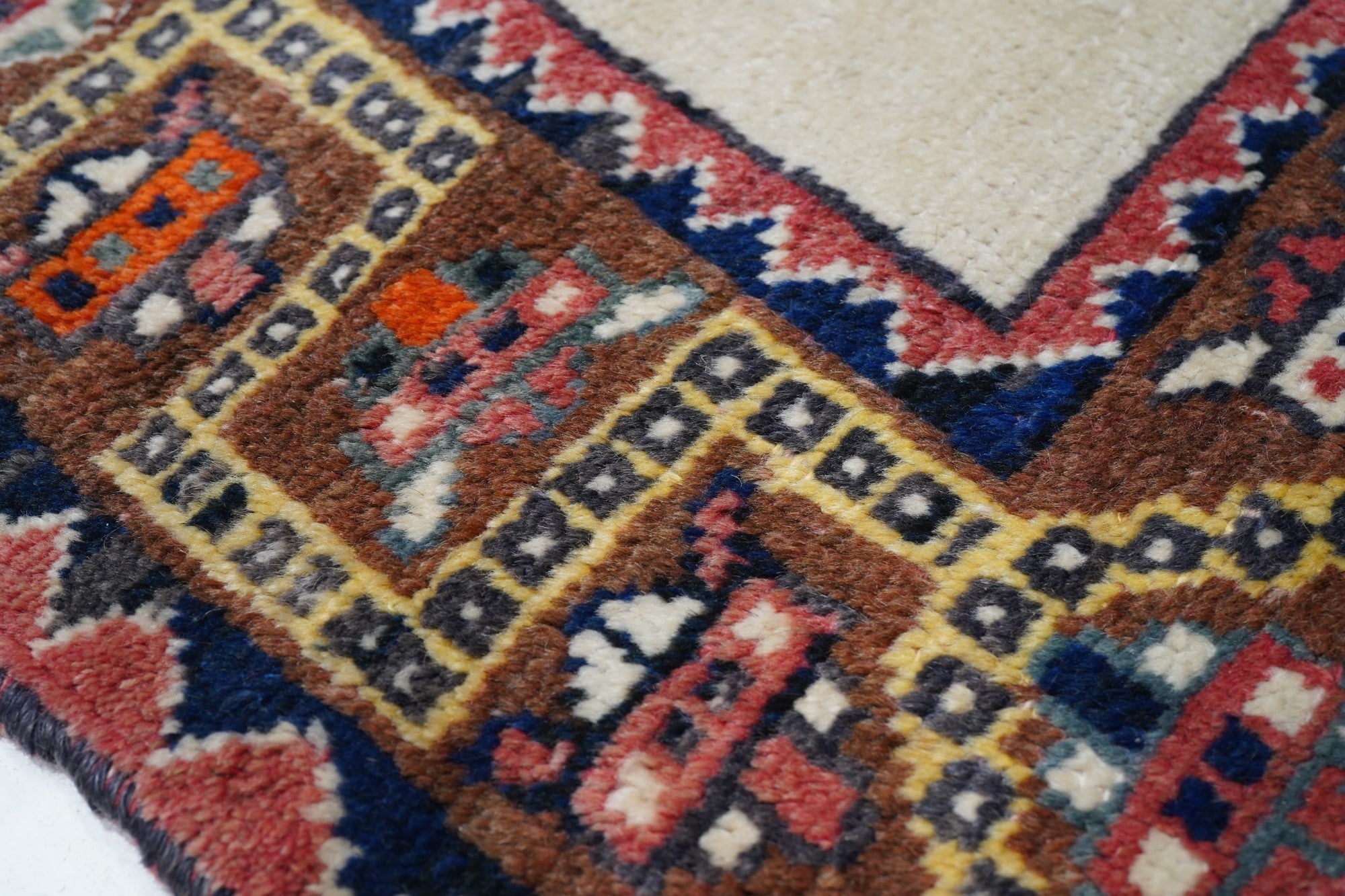 Antique  Sarab Long Rug 2'10'' x 9'7''