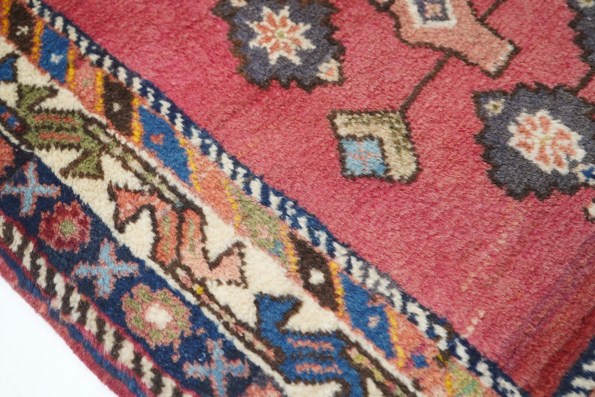Vintage Qashqai Rug 4'10'' x 7'5''