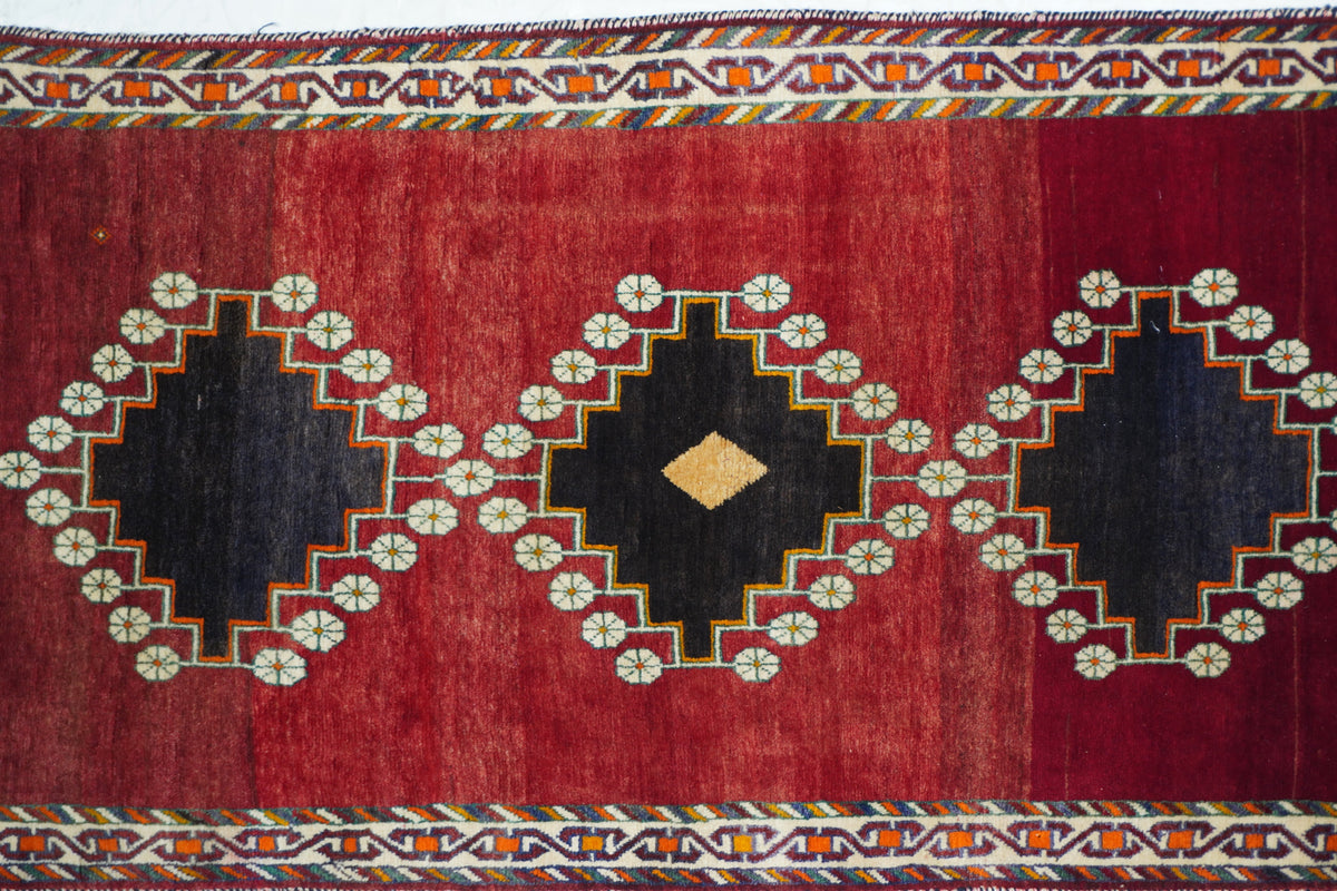 Vintage Gabbeh Rug 3'9'' x 7'6''