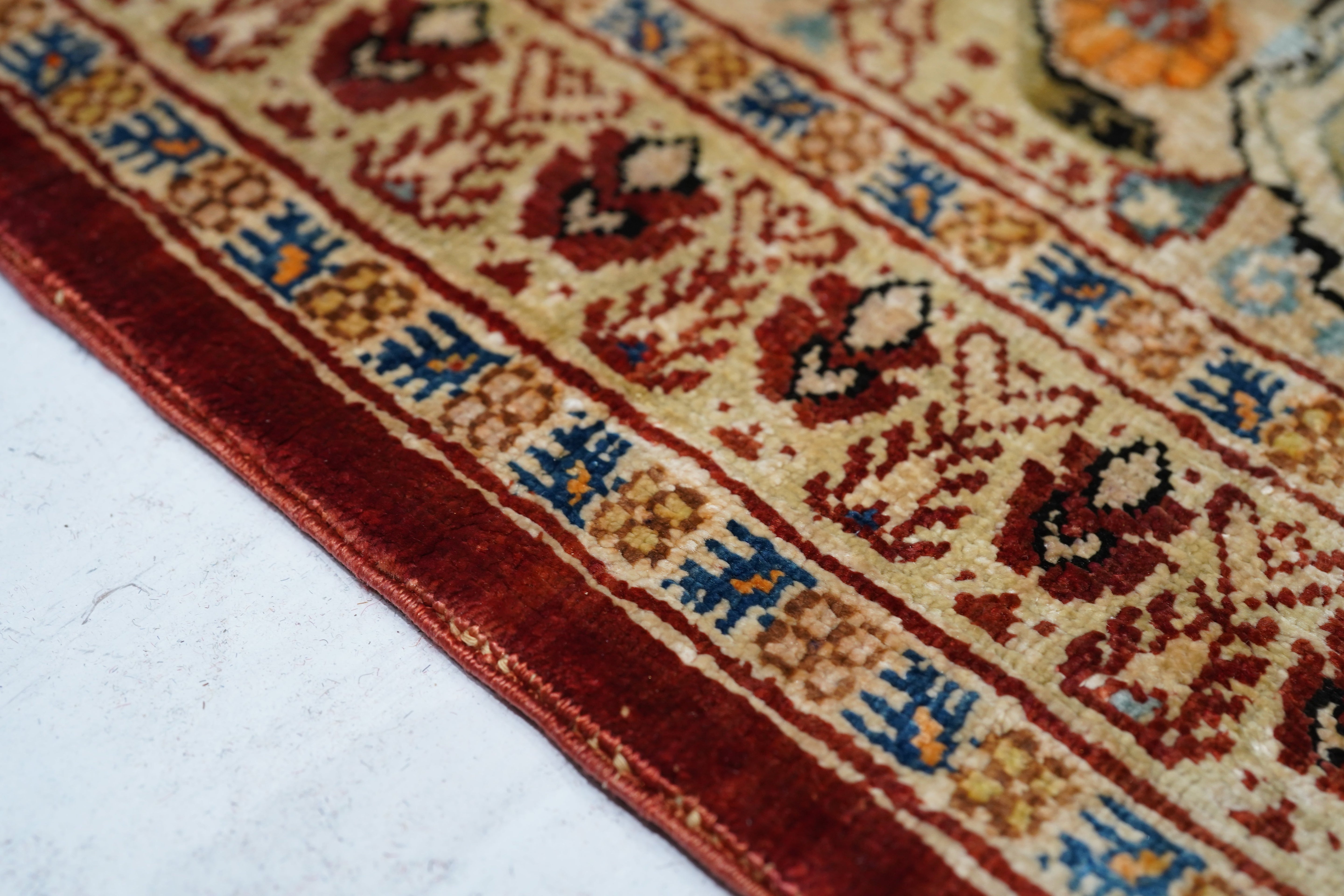 Antique Silk  Rug 4'0'' x 5'8''