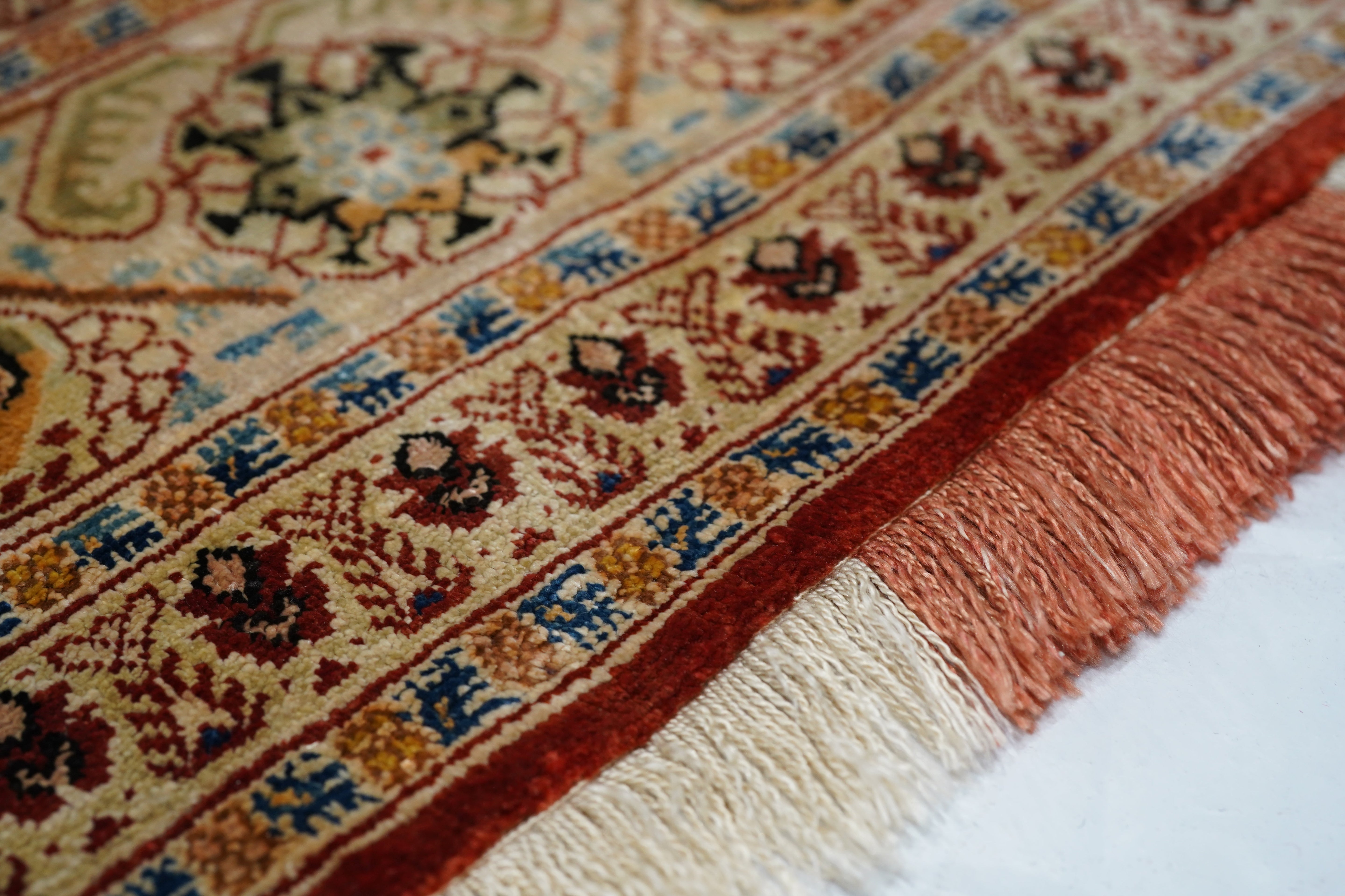 Antique Silk  Rug 4'0'' x 5'8''