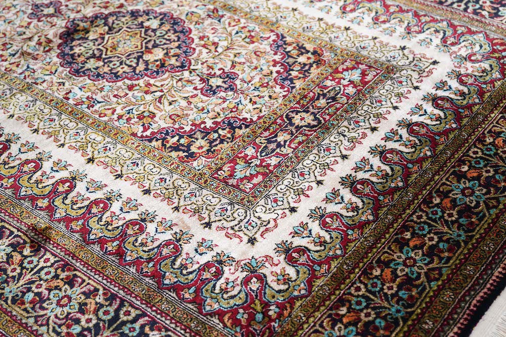 Fine Silk  Qum Rug 3'6'' x 5'0''