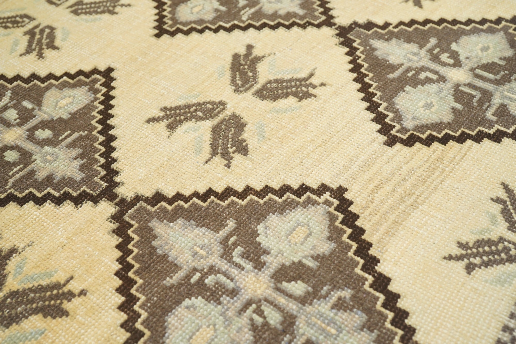 Vintage Turkish Rug 3'2'' x 6'7''