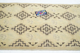 Geometric Rug 2'8'' x 7'0"