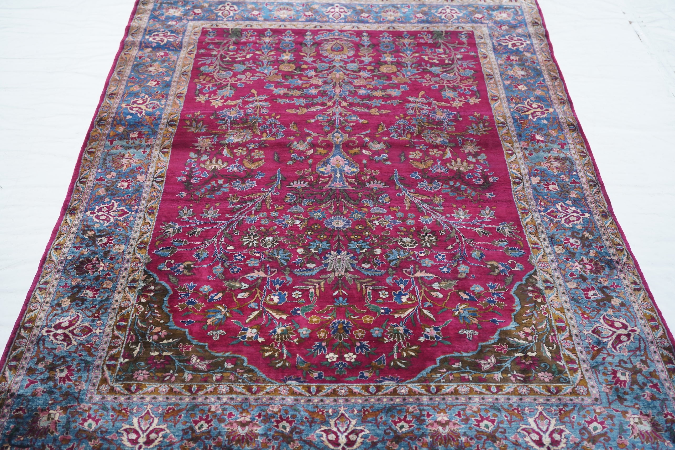 Antique Silk  Kashan Rug 4'5'' x 6'6''