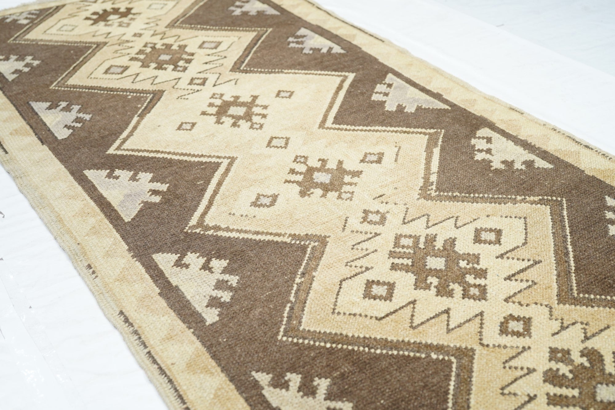 Turkish Rug 2'8'' x 6'5''