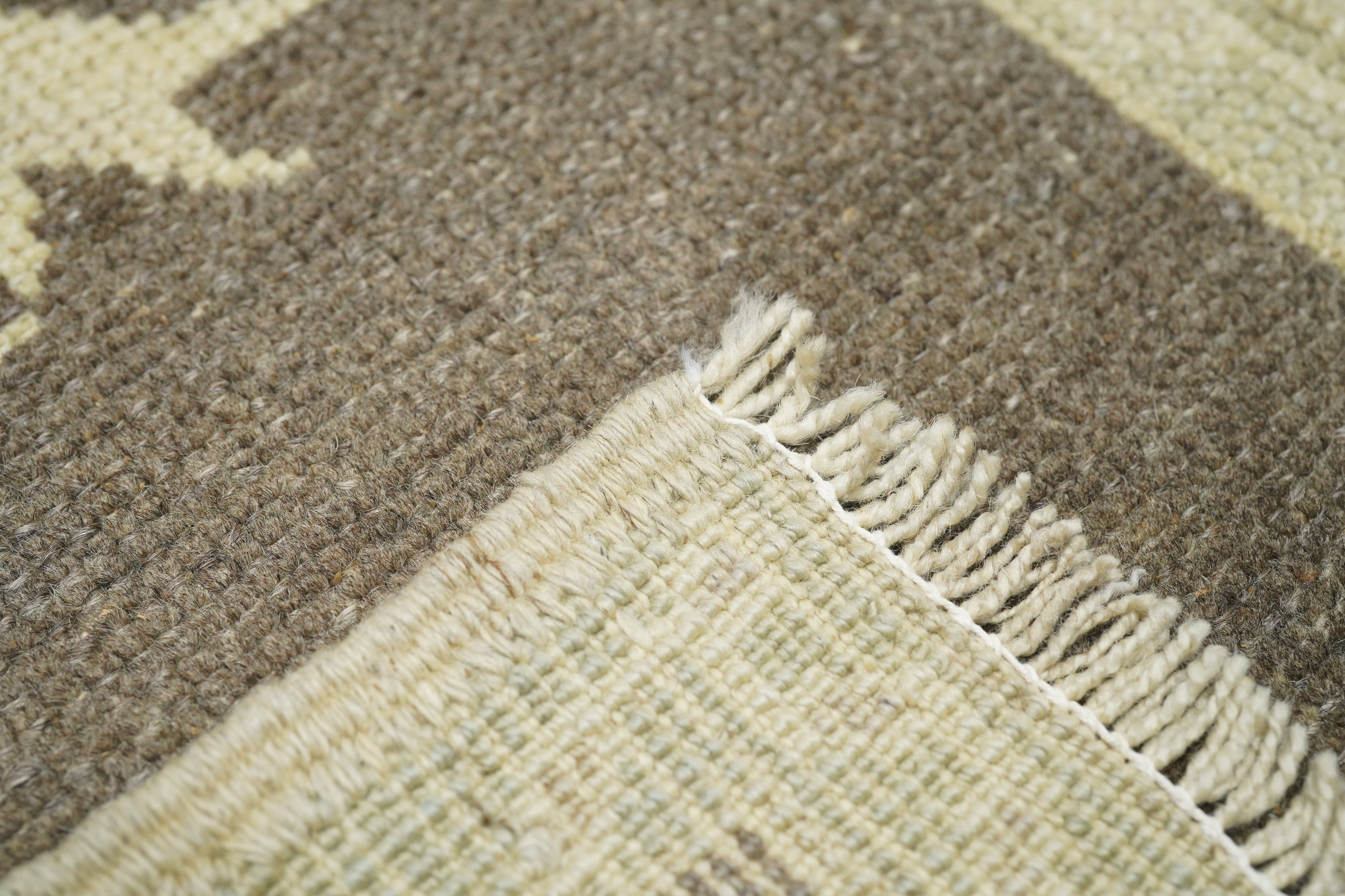 Geometric Rug 2'9'' x 6'9''