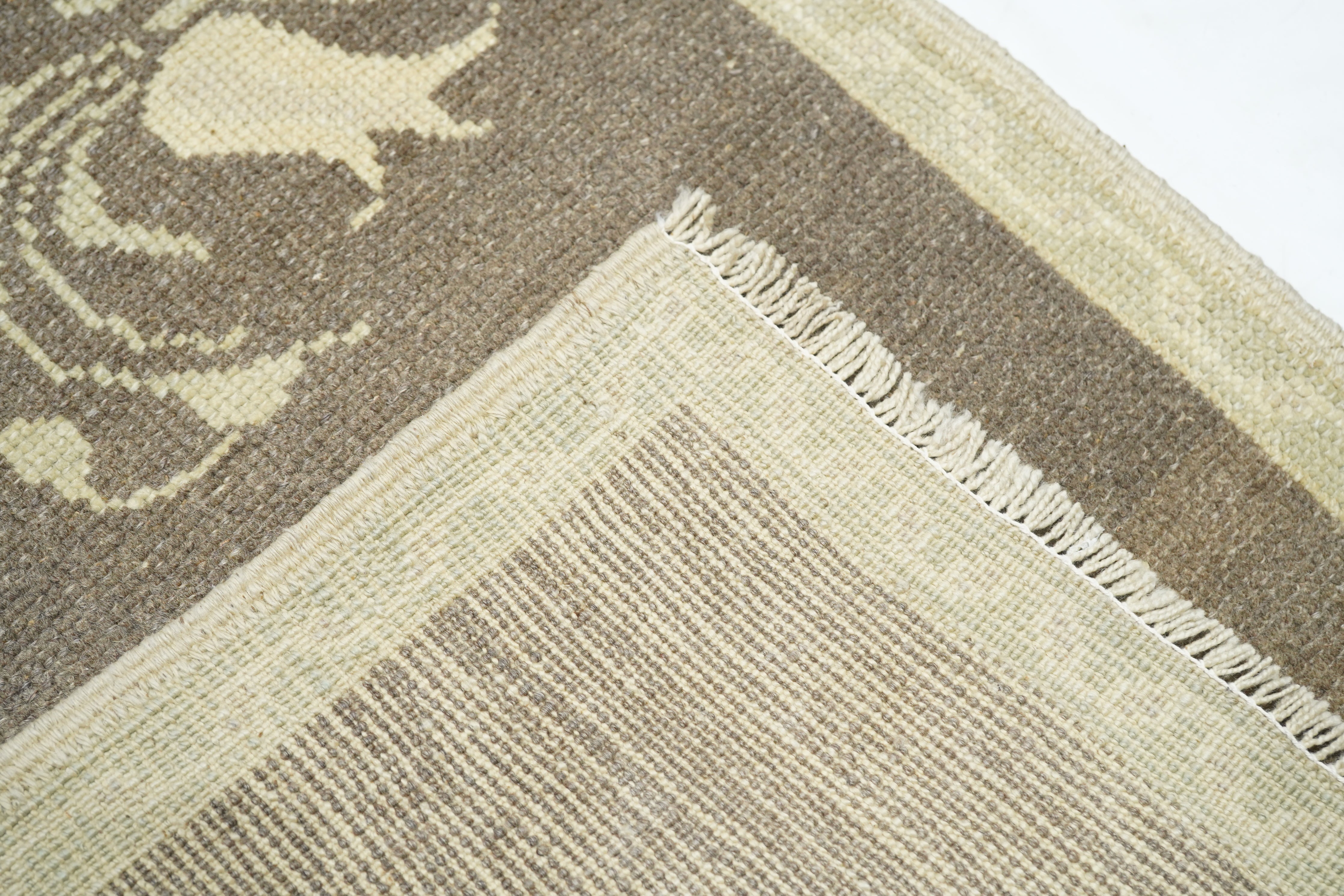 Geometric Rug 2'9'' x 6'9''