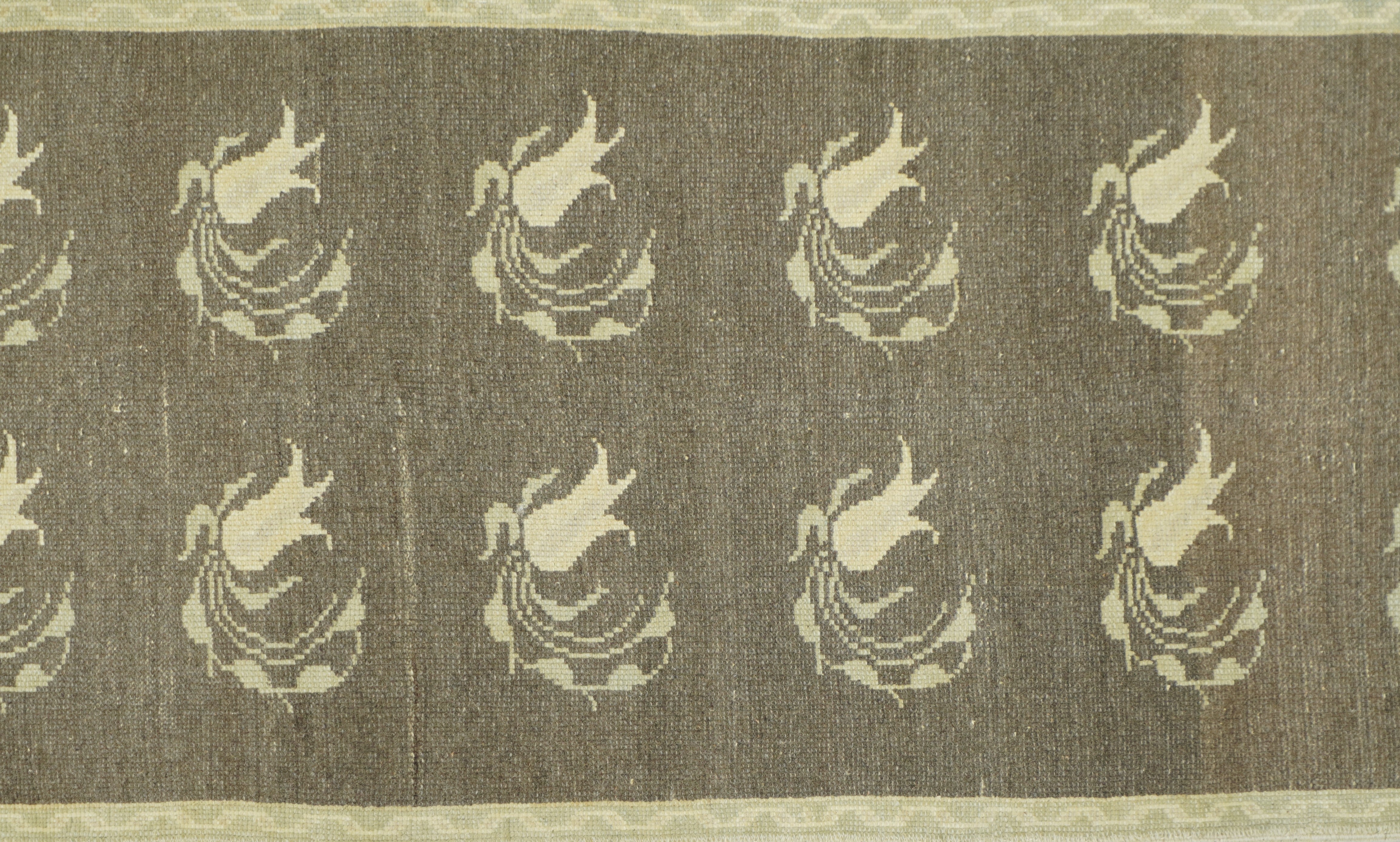 Geometric Rug 2'9'' x 6'9''