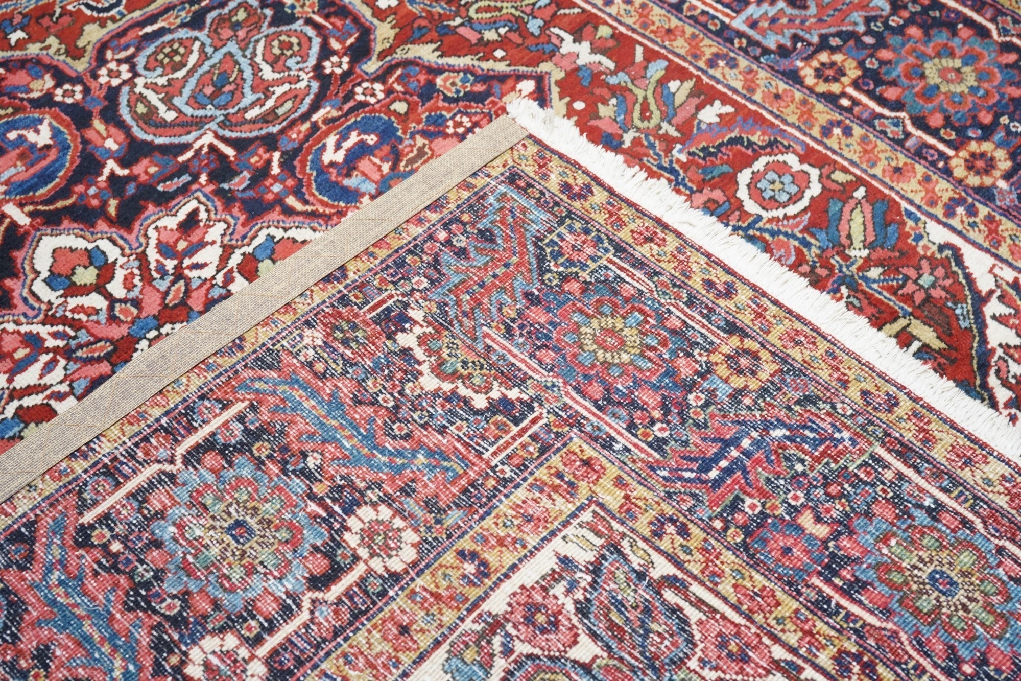 Vintage Heriz Rug 8'2'' x 11'7''