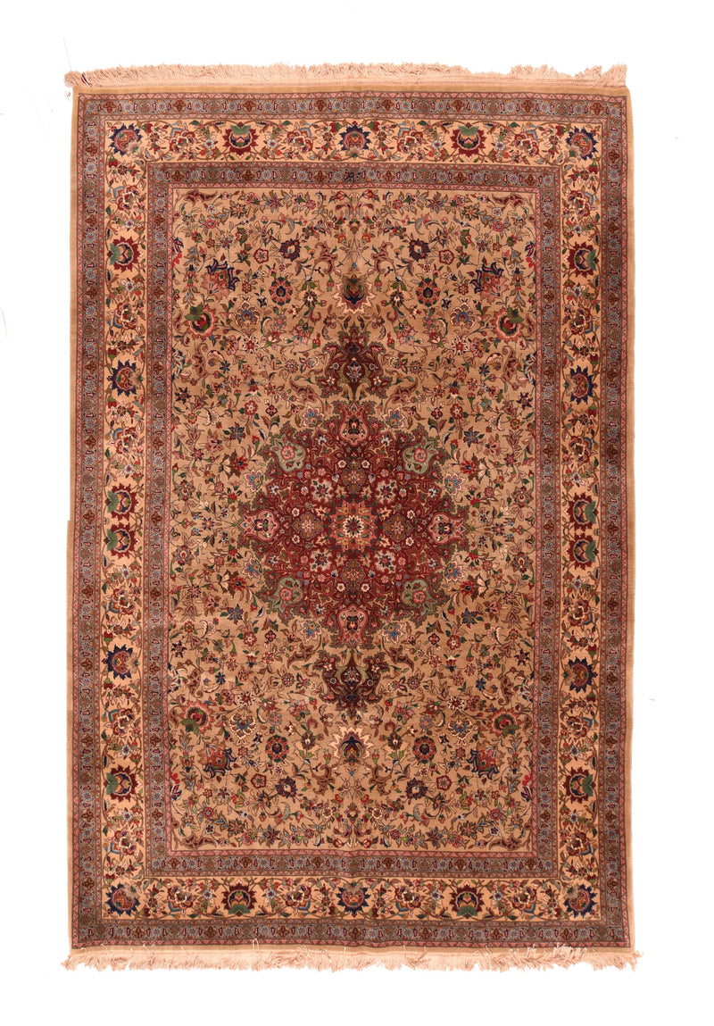 Vintage  Tabriz Rug 6'10